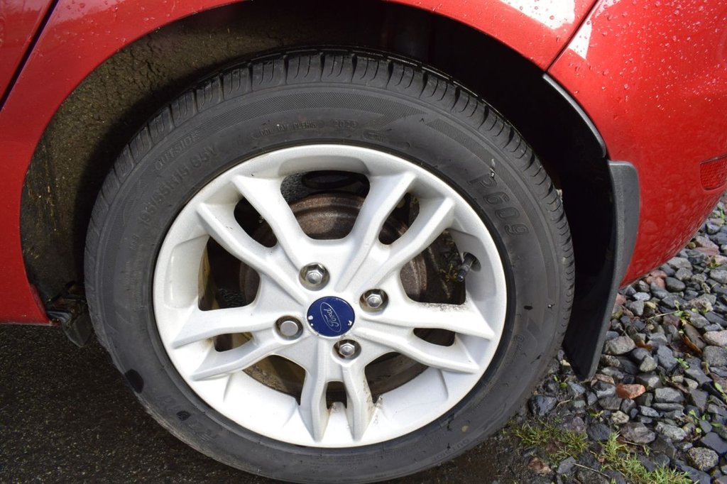 Used Ford Fiesta 2015 for sale - 76768317: Photo 6