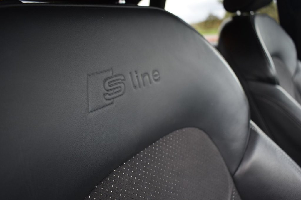 Used Audi Q3 2016 for sale - 77037852: Photo 19