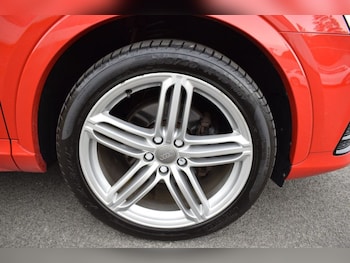 Used Audi Q3 2016 for sale - 77037852: Photo