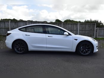 Used Tesla Model 3 2021 for sale - 79856696: Photo