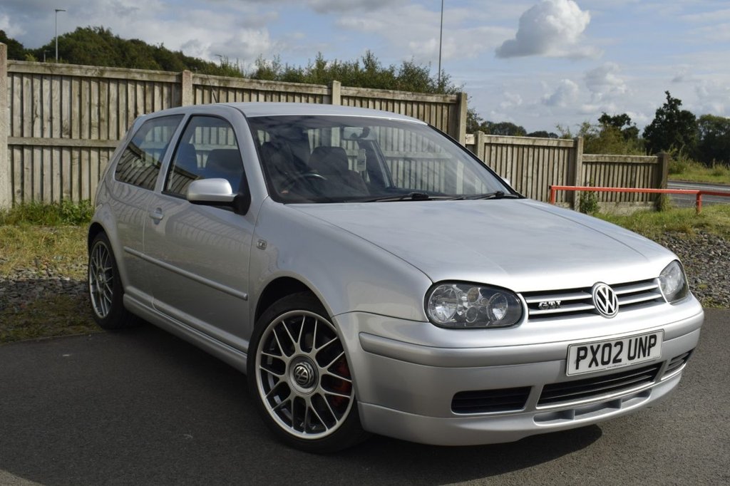 Used Volkswagen Golf 2002 for sale - 76760018: Photo 1