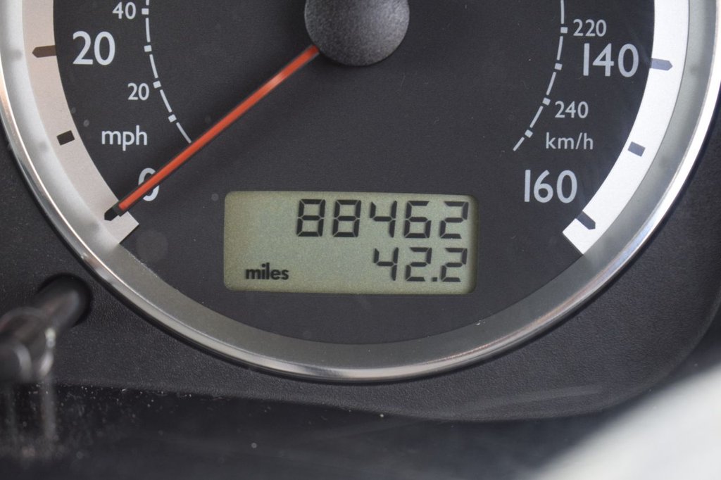 Used Volkswagen Golf 2002 for sale - 76760018: Photo 12