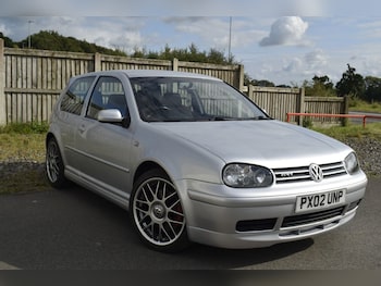 Used Volkswagen Golf 2002 for sale - 76760018: Photo