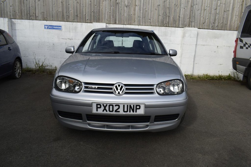 Used Volkswagen Golf 2002 for sale - 76760018: Photo 2