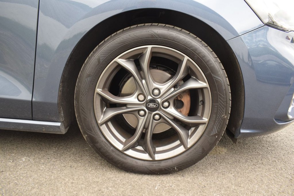 Used Ford Focus 2020 for sale - 76760023: Photo 16