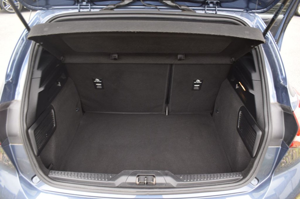 Used Ford Focus 2020 for sale - 76760023: Photo 33