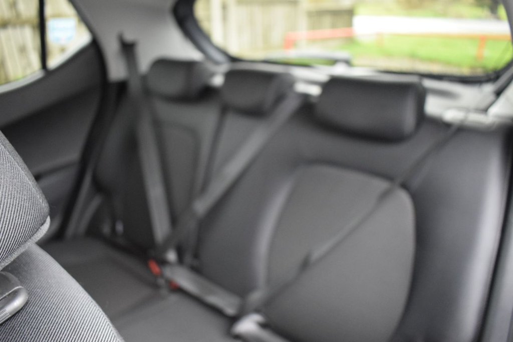 Used Hyundai i10 2017 for sale - 76760030: Photo 14