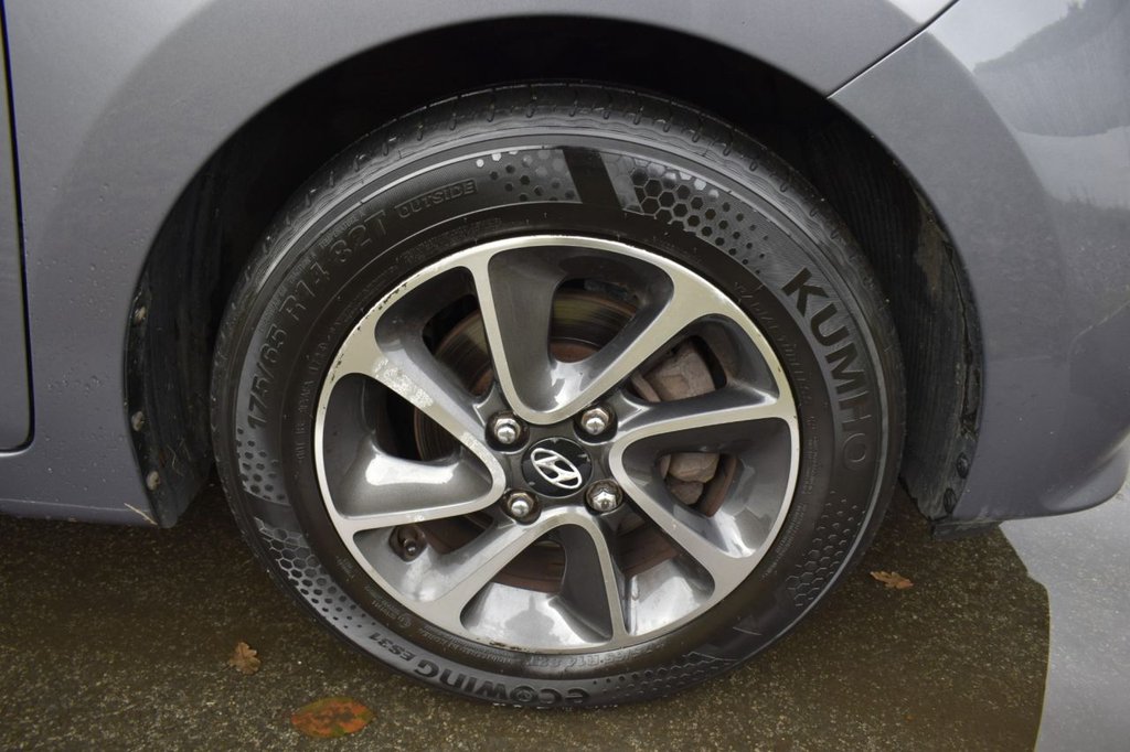 Used Hyundai i10 2017 for sale - 76760030: Photo 29