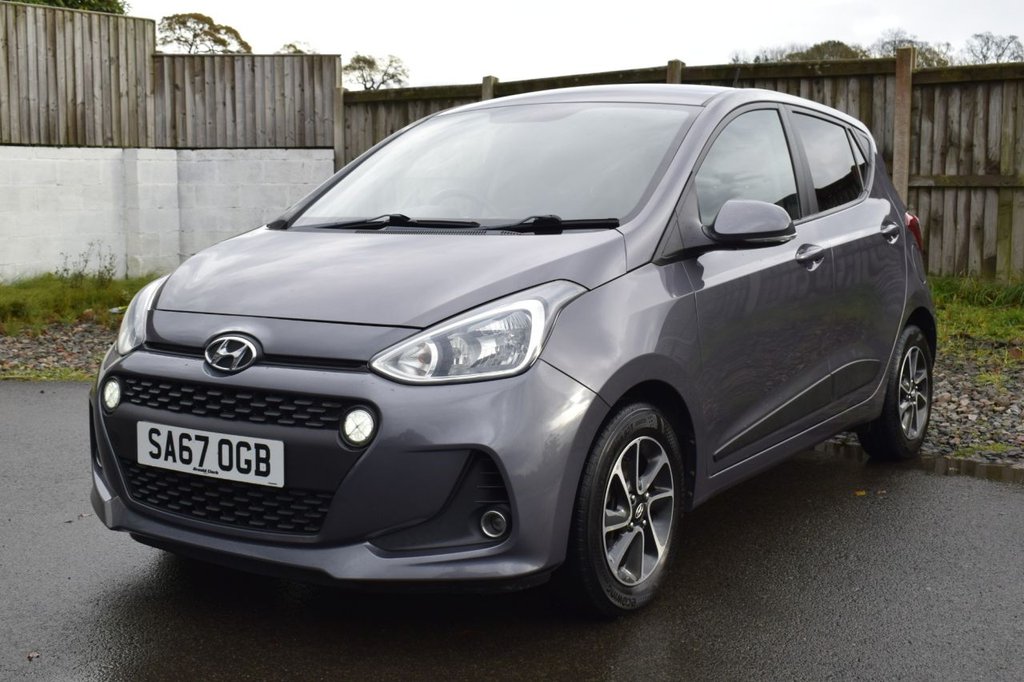 Used Hyundai i10 2017 for sale - 76760030: Photo 3