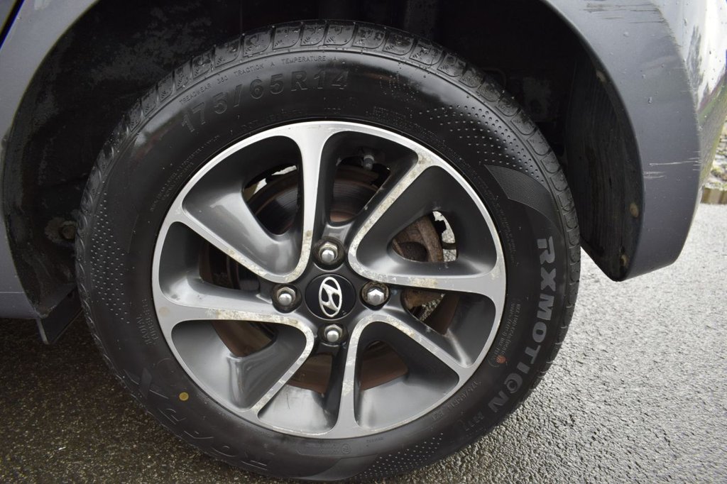 Used Hyundai i10 2017 for sale - 76760030: Photo 31