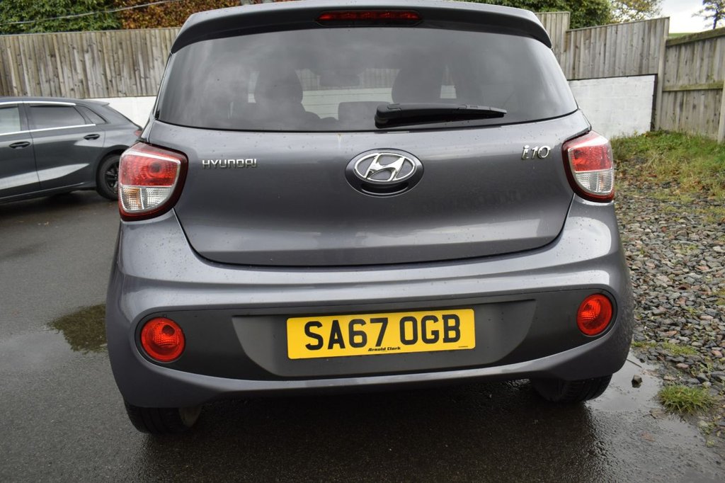 Used Hyundai i10 2017 for sale - 76760030: Photo 33