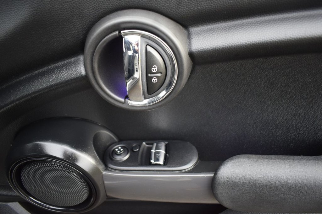 Used MINI Hatch 2016 for sale - 76768226: Photo 16