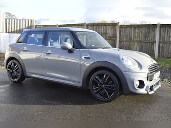 Used MINI Hatch 2017 for sale - 76768309: Photo