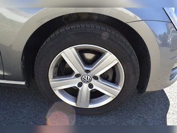 Used Volkswagen Golf 2017 for sale - 79438042: Photo
