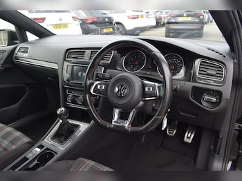 Used Volkswagen Golf 2017 for sale - 79197031: Photo