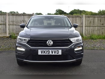 Used Volkswagen T-Roc 2019 for sale - 79196789: Photo