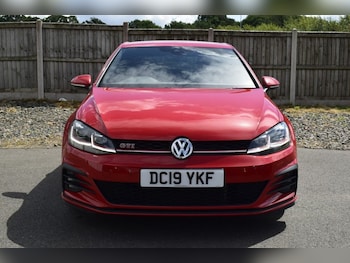 Used Volkswagen Golf 2019 for sale - 79370560: Photo