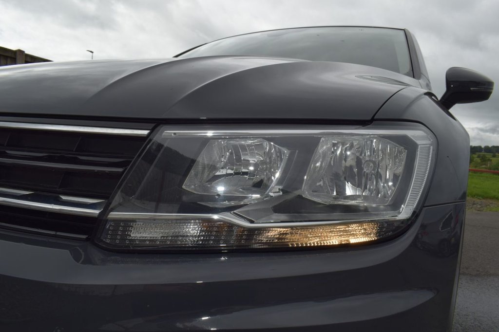 Used Volkswagen Tiguan 2018 for sale - 76760014: Photo 34