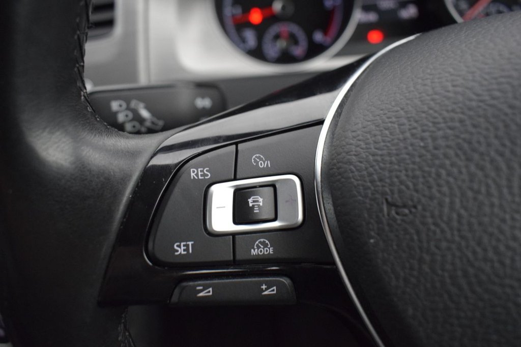 Used Volkswagen Golf 2017 for sale - 77764739: Photo 17