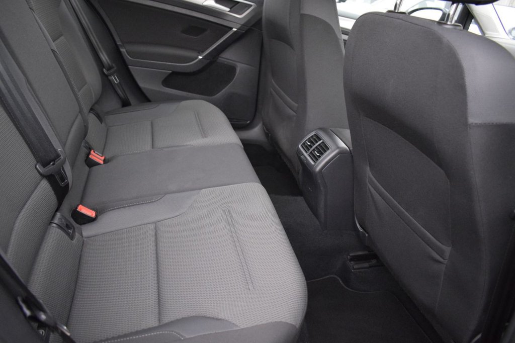 Used Volkswagen Golf 2017 for sale - 77764739: Photo 18