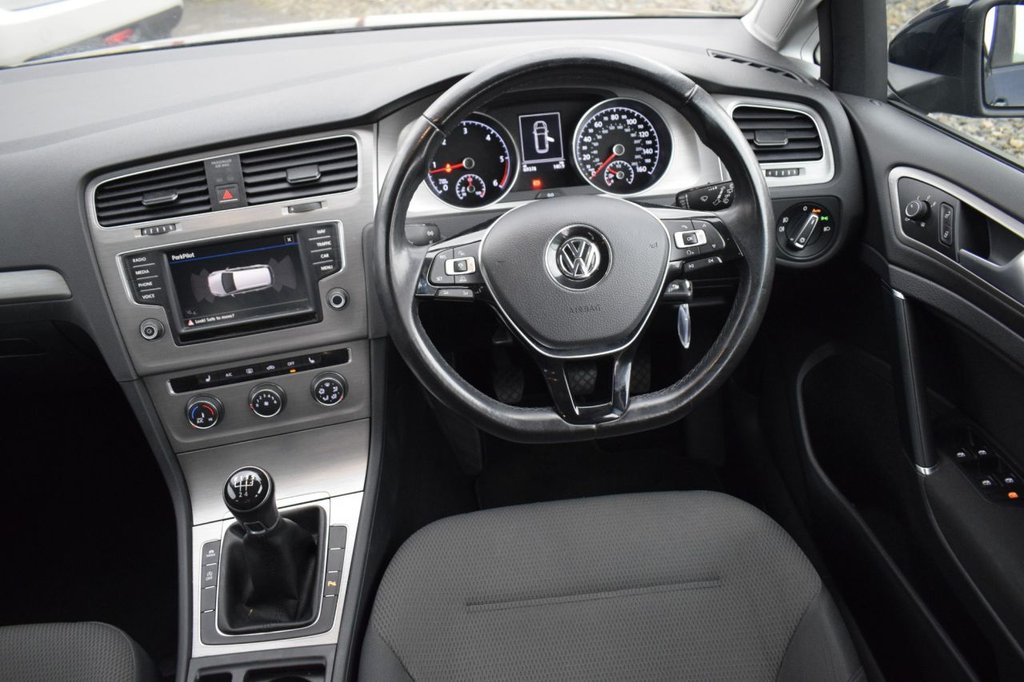 Used Volkswagen Golf 2017 for sale - 77764739: Photo 4