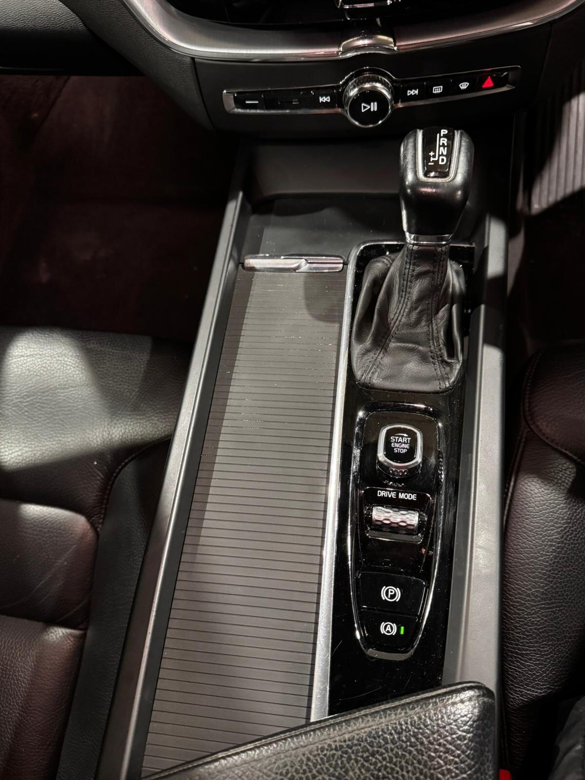 Used Volvo XC60 2018 for sale - 78158315: Photo 16