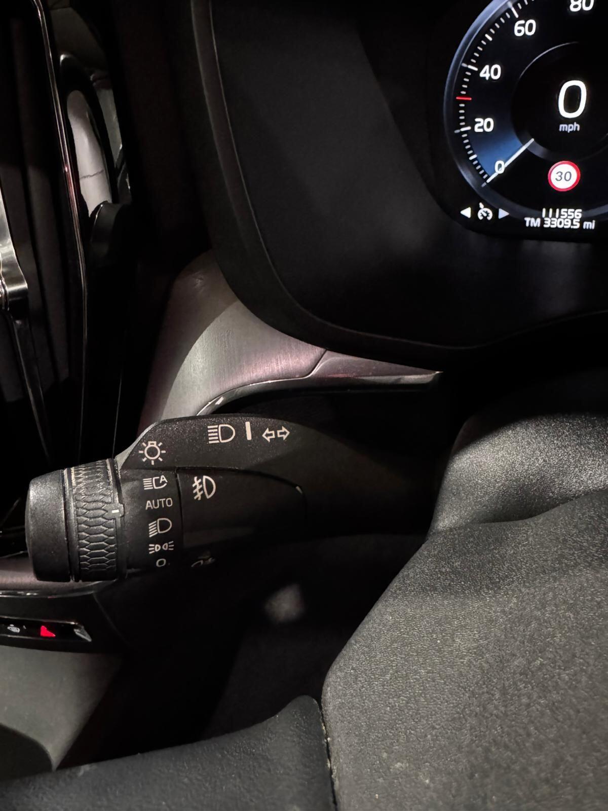 Used Volvo XC60 2018 for sale - 78158315: Photo 19