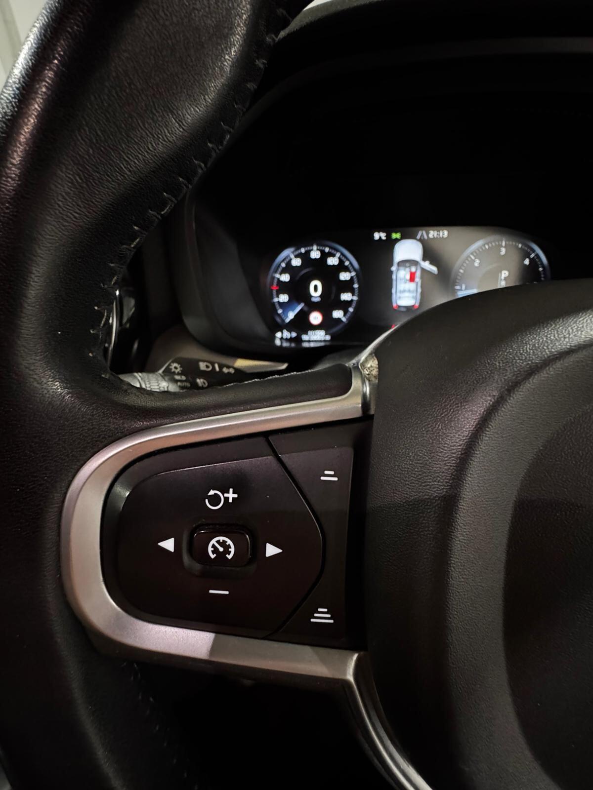 Used Volvo XC60 2018 for sale - 78158315: Photo 21