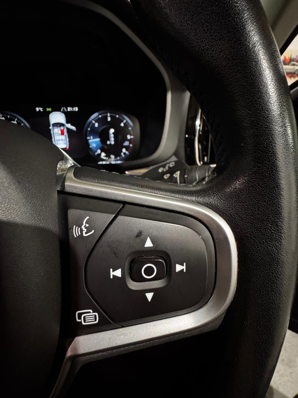 Used Volvo XC60 2018 for sale - 78158315: Photo 22