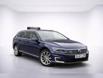 Used Volkswagen Passat 2017 for sale - 79726972: Photo