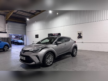 Used Toyota C-HR 2021 for sale - 78275473: Photo