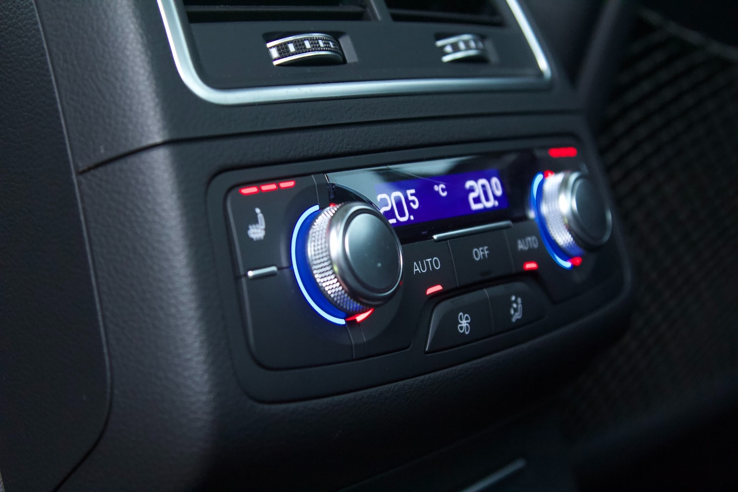 Used Audi S6 Saloon 2015 for sale - 77947343: Photo 12