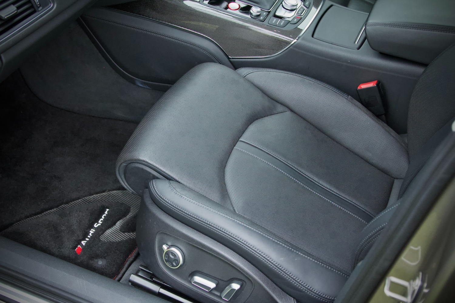 Used Audi S6 Saloon 2015 for sale - 77947343: Photo 9