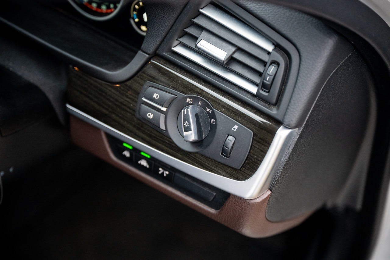 Used BMW 5 Series 2014 for sale - 77370731: Photo 42