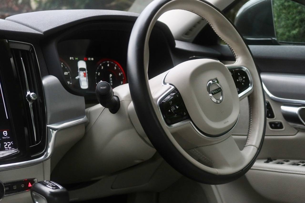 Used Volvo S90 2018 for sale - 77533607: Photo 68