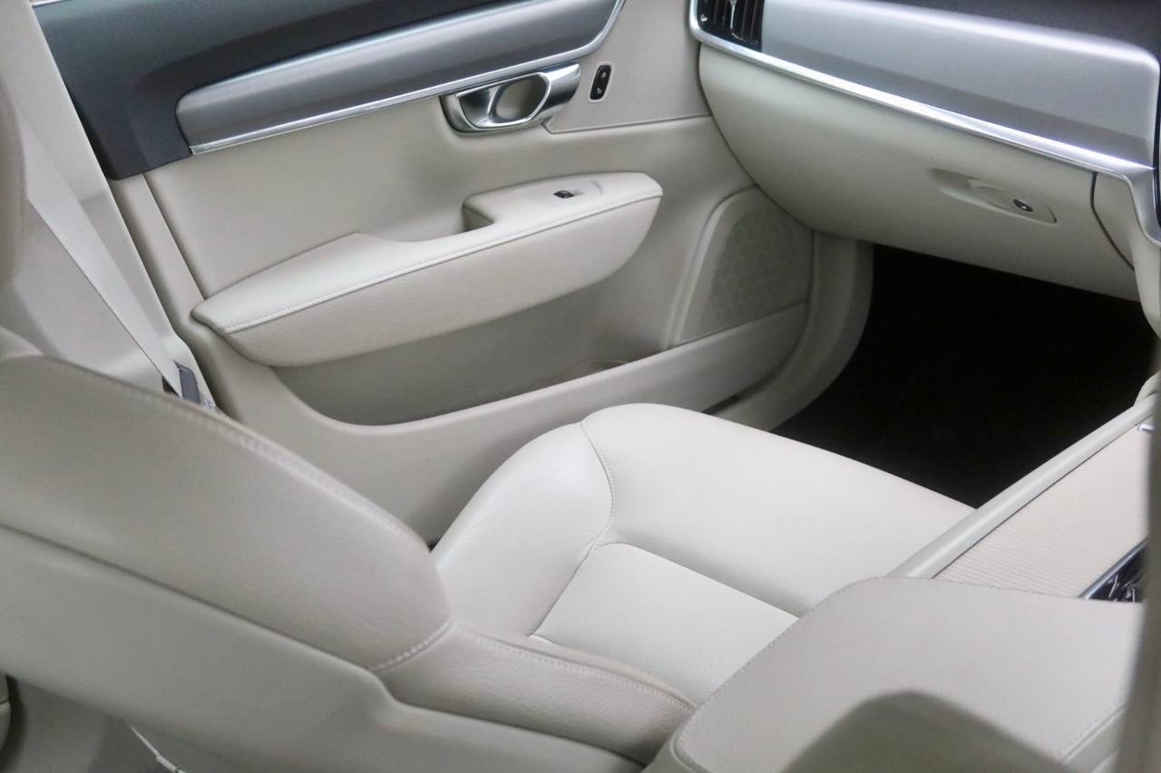 Used Volvo S90 2018 for sale - 77533607: Photo 70