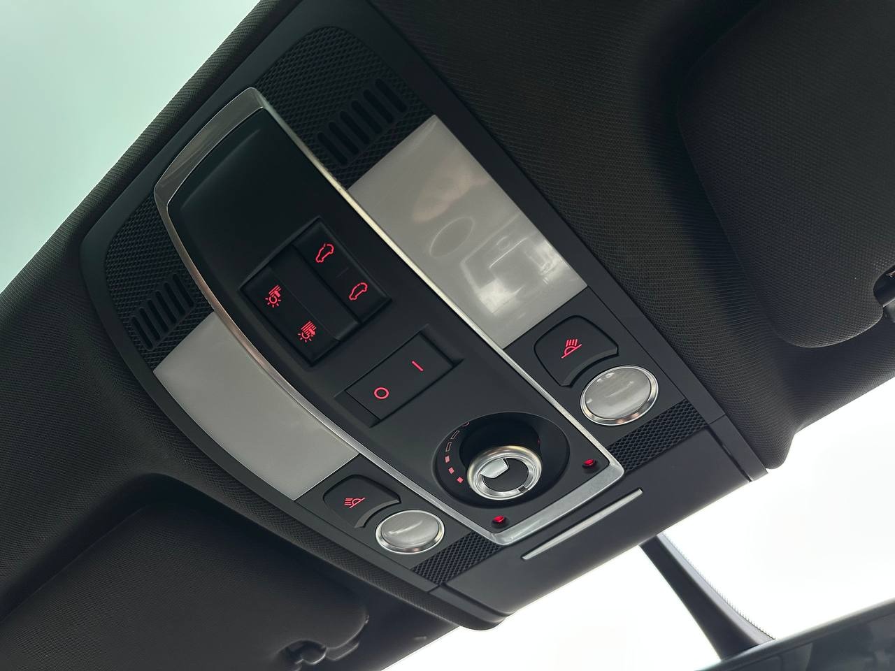 Used Audi Q7 2012 for sale - 77375719: Photo 33