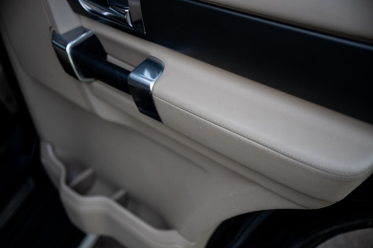 Used Land Rover Discovery 2011 for sale - 77370735: Photo 49