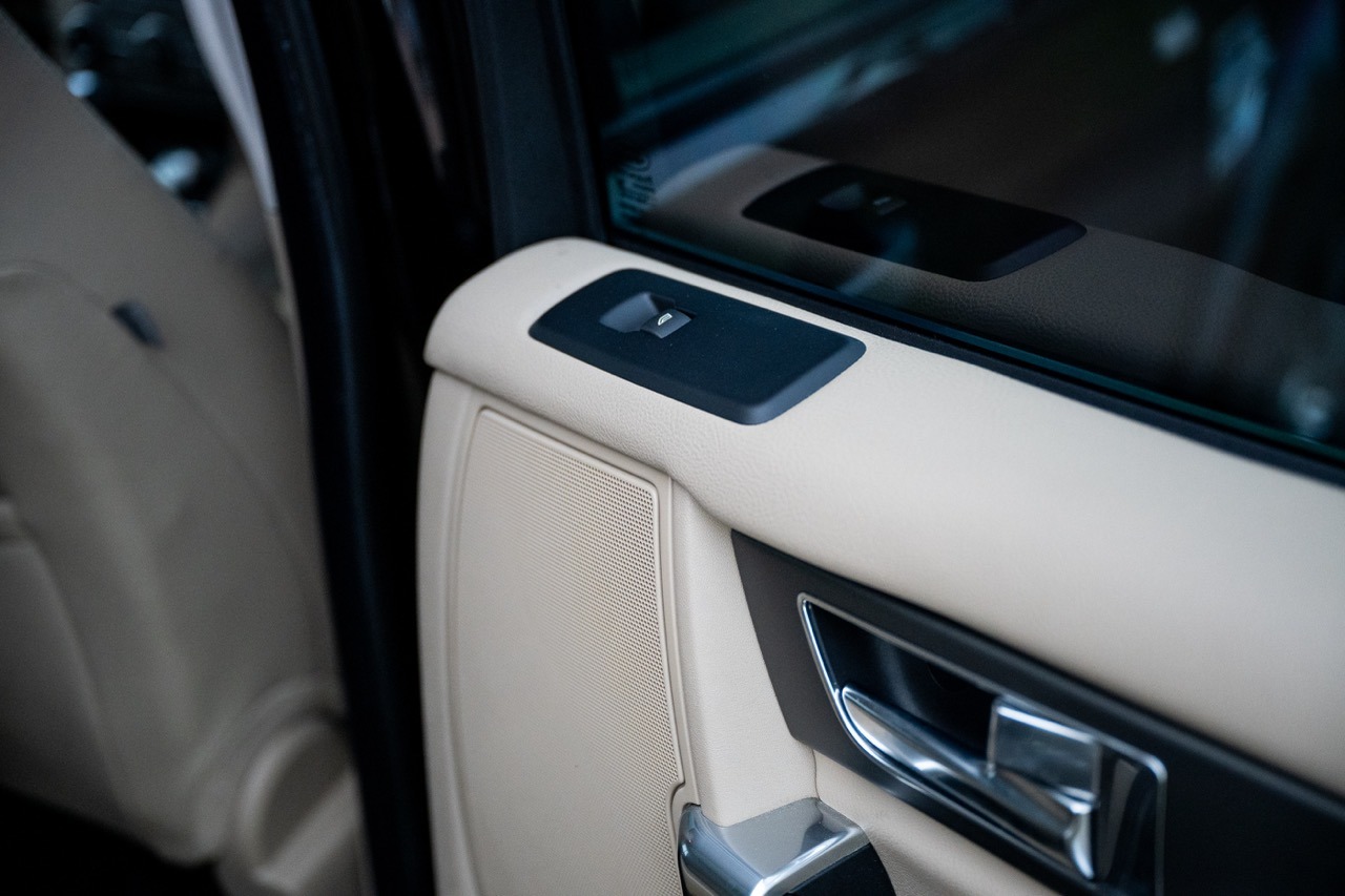 Used Land Rover Discovery 2011 for sale - 77370735: Photo 51