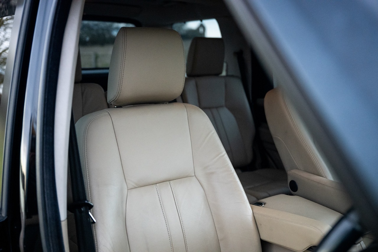 Used Land Rover Discovery 2011 for sale - 77370735: Photo 67