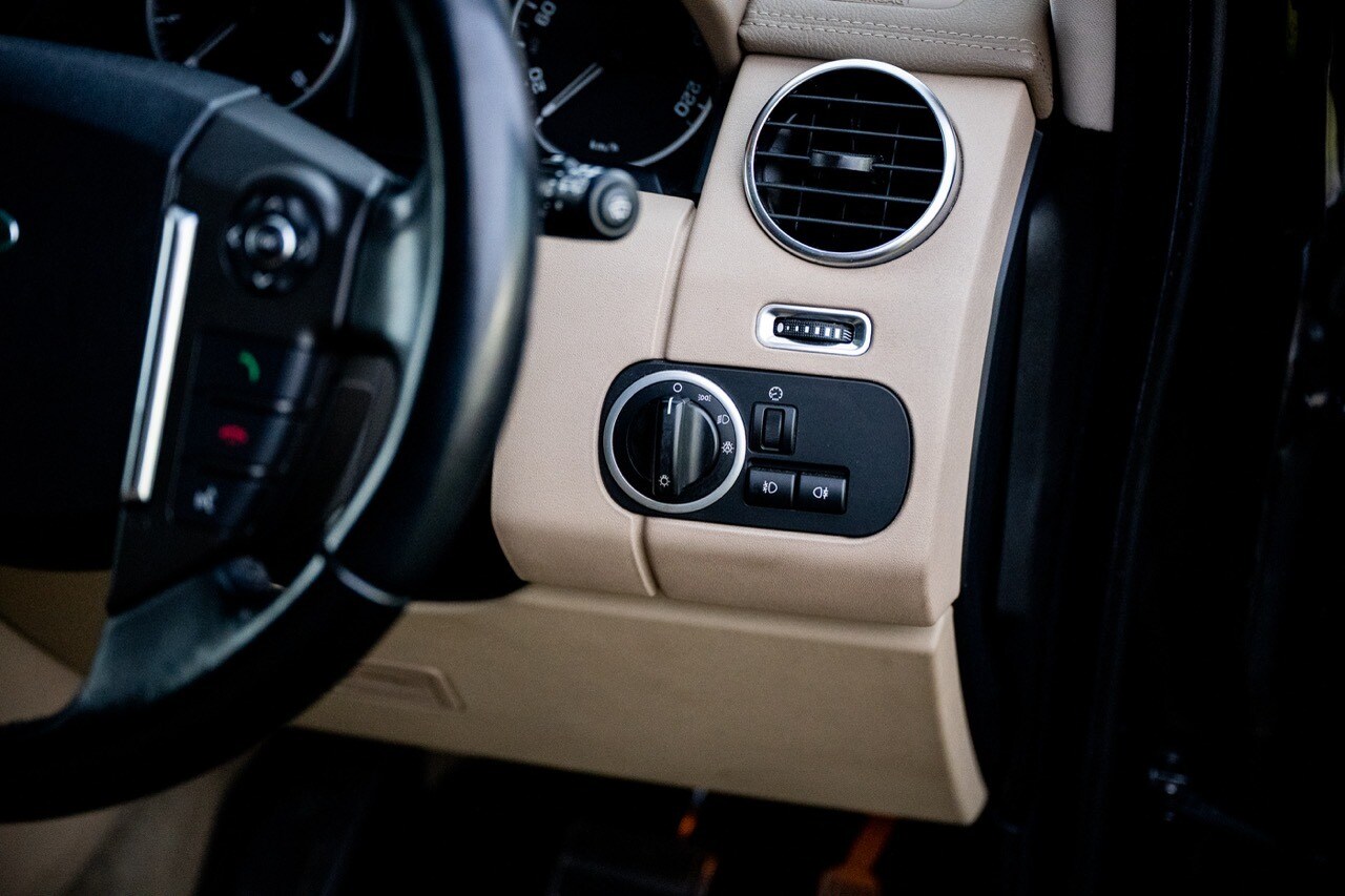 Used Land Rover Discovery 2011 for sale - 77370735: Photo 68