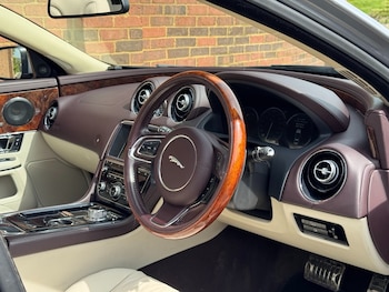 Used Jaguar XJ 2014 for sale - 78387035: Photo