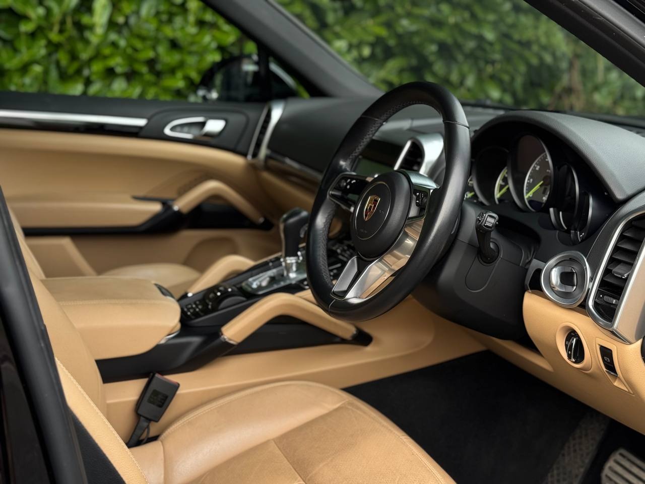 Used Porsche Cayenne 2016 for sale - 77610101: Photo 5