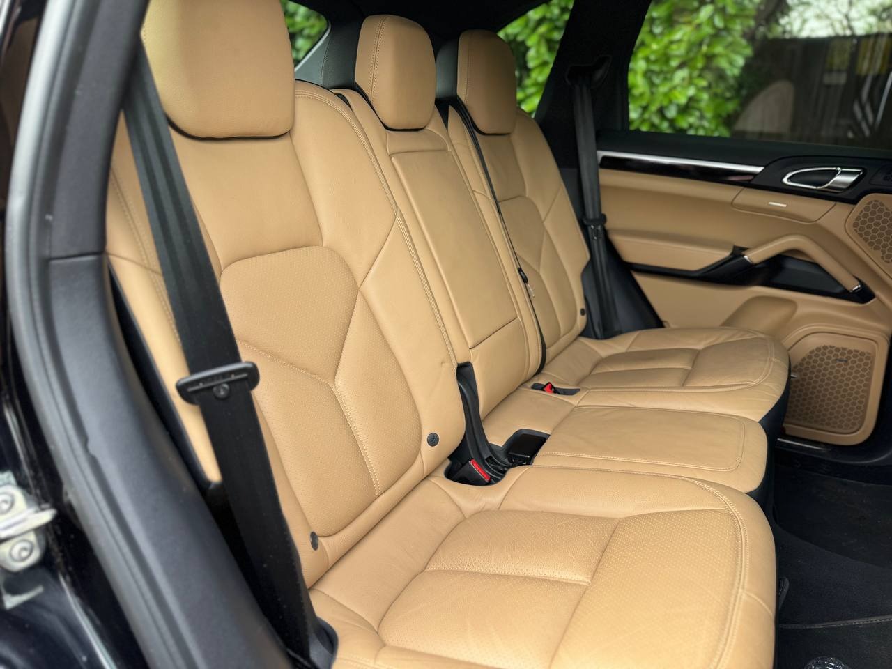 Used Porsche Cayenne 2016 for sale - 77610101: Photo 8