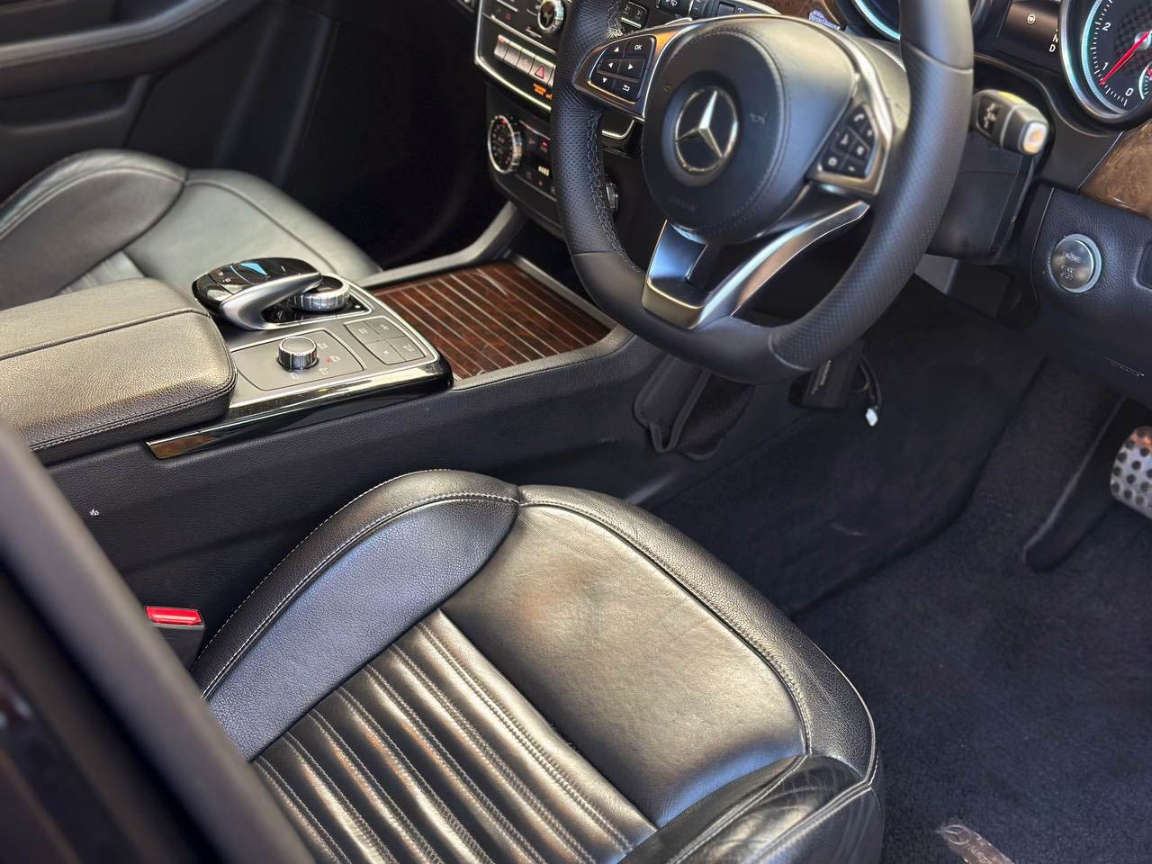 Used Mercedes-Benz GLS 2016 for sale - 77370440: Photo 31