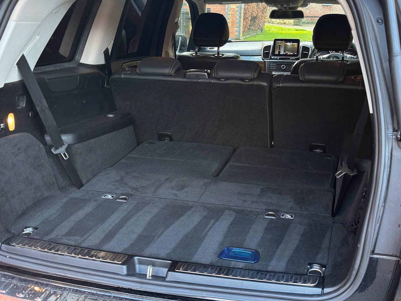 Used Mercedes-Benz GLS 2016 for sale - 77370440: Photo 40