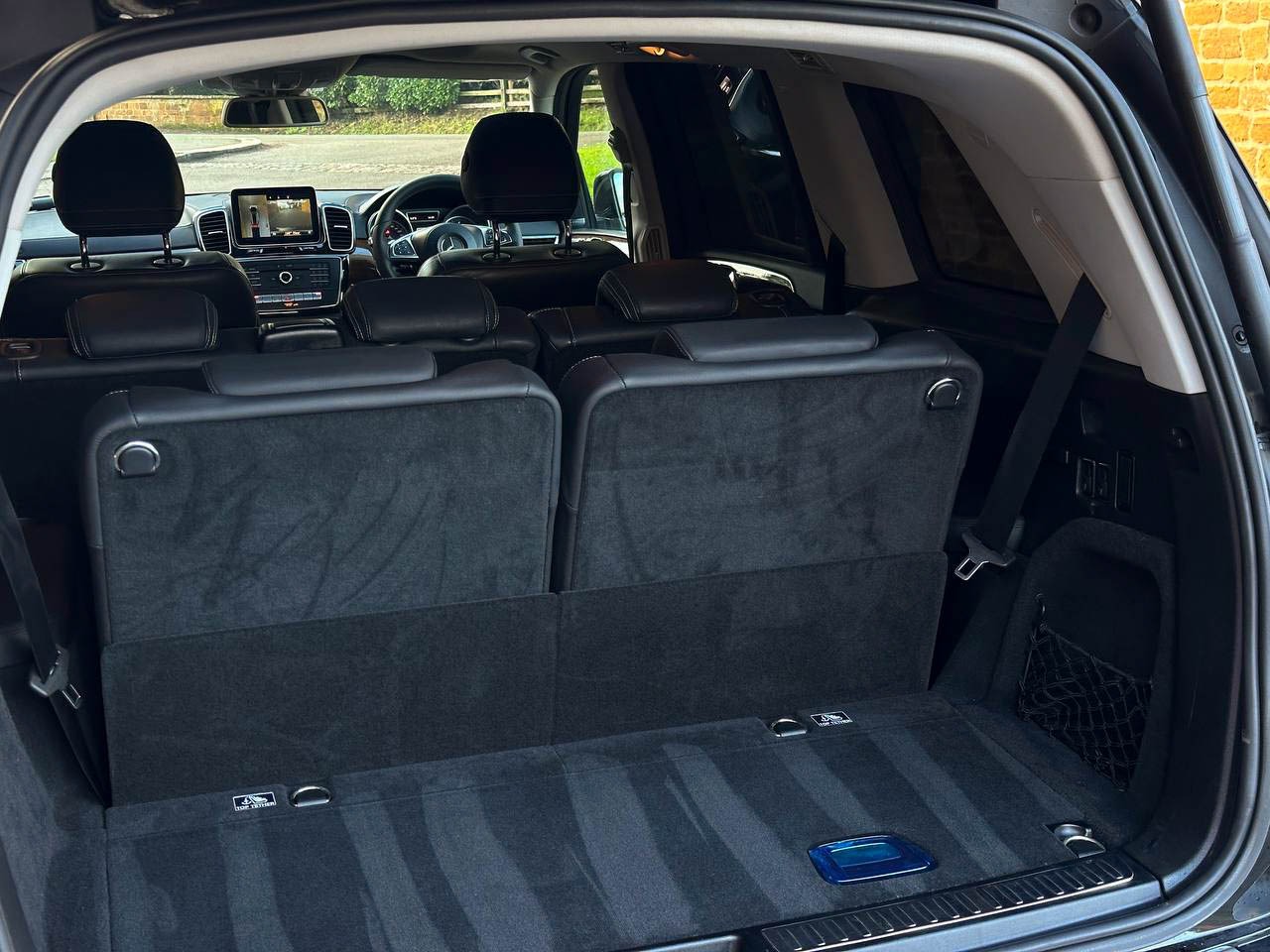 Used Mercedes-Benz GLS 2016 for sale - 77370440: Photo 48