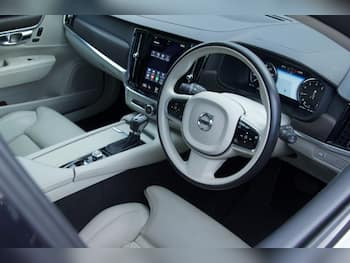 Used Volvo V90 2017 for sale - 79651972: Photo