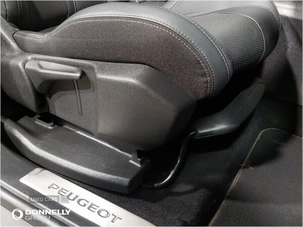 Used Peugeot 5008 2023 for sale - 76433656: Photo 31