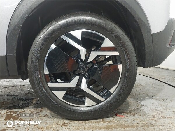 Used Peugeot 2008 2023 for sale - 76167685: Photo 8